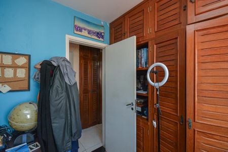 Apartamento à venda com 80m², 3 quartos e 2 vagas Apartamento à venda com 80m², 3 quartos e 2 vagasQuarto 2