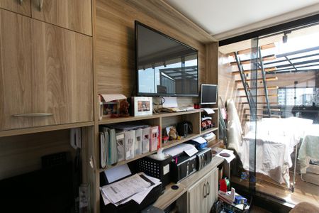 Casa à venda com 150m², 3 quartos e 1 vaga Casa à venda com 150m², 3 quartos e 1 vagaEscritório