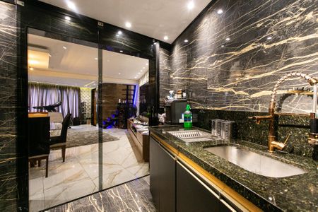 Casa à venda com 150m², 3 quartos e 1 vaga Casa à venda com 150m², 3 quartos e 1 vagaCozinha