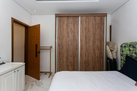 Casa à venda com 150m², 3 quartos e 1 vaga Casa à venda com 150m², 3 quartos e 1 vagaQuarto 1