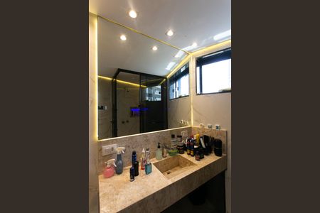 Casa à venda com 150m², 3 quartos e 1 vaga Casa à venda com 150m², 3 quartos e 1 vagaBanheiro Social