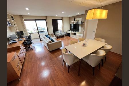 Apartamento à venda com 108m², 3 quartos e 2 vagasFoto 02