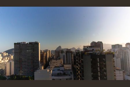 Vista da Sala de apartamento à venda com 4 quartos, 280m² em Icaraí, Niterói
