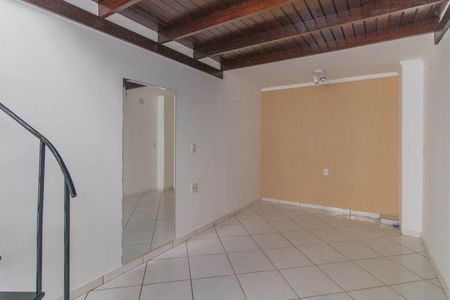 Sala de apartamento para alugar com 1 quarto, 40m² em Partenon, Porto Alegre