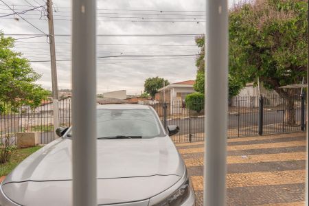 Vista da Sala de apartamento para alugar com 3 quartos, 66m² em Vila Lemos, Campinas