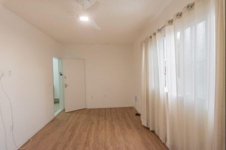 Sala de apartamento para alugar com 3 quartos, 66m² em Vila Lemos, Campinas