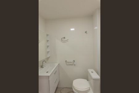 Apartamento para alugar com 76m², 3 quartos e 1 vaga Apartamento para alugar com 76m², 3 quartos e 1 vagaBanheiro