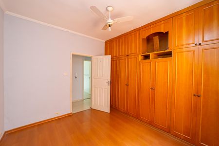 Casa à venda com 200m², 3 quartos e 3 vagasQuarto 2