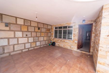 Casa à venda com 200m², 3 quartos e 3 vagasGaragem