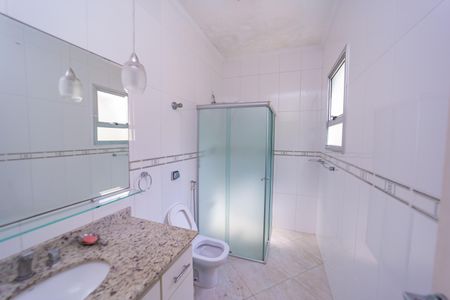 Casa à venda com 200m², 3 quartos e 3 vagasBanheiro Social