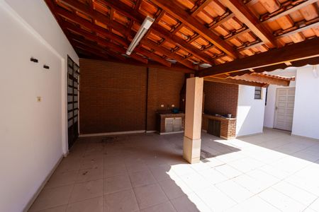 Casa à venda com 200m², 3 quartos e 3 vagasÁrea gourmet