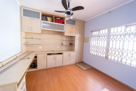 Casa à venda com 200m², 3 quartos e 3 vagasQuarto 1
