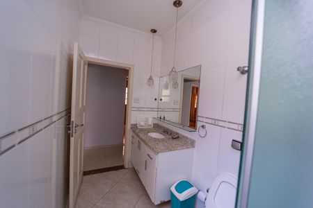 Casa à venda com 200m², 3 quartos e 3 vagasBanheiro Social