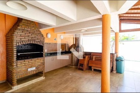 Apartamento à venda com 176m², 4 quartos e 3 vagas Apartamento à venda com 176m², 4 quartos e 3 vagasÁrea comum - Churrasqueira