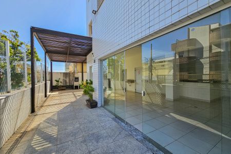 Apartamento à venda com 68m², 2 quartos e 2 vagasÁrea comum