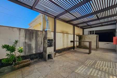 Apartamento à venda com 68m², 2 quartos e 2 vagasÁrea comum - Churrasqueira