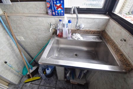 Apartamento para alugar com 60m², 2 quartos e 1 vagaÁrea de Serviço