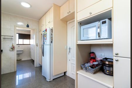 Apartamento à venda com 216m², 3 quartos e 4 vagasCozinha