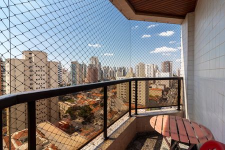 Apartamento à venda com 216m², 3 quartos e 4 vagasVaranda da Sala de Estar