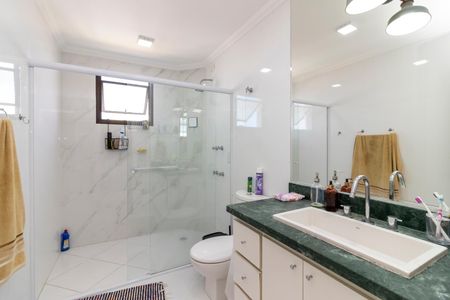 Apartamento à venda com 216m², 3 quartos e 4 vagasBanheiro da Suíte 1