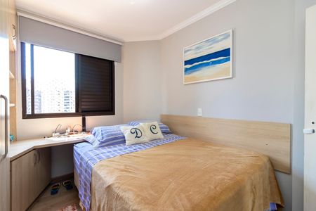 Apartamento à venda com 216m², 3 quartos e 4 vagasSuíte 2