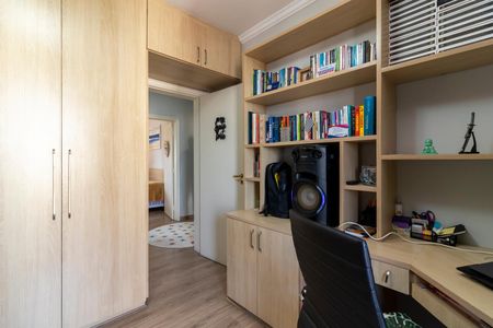 Apartamento à venda com 216m², 3 quartos e 4 vagasQuarto 