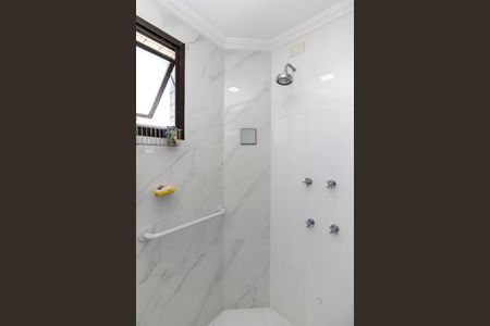 Apartamento à venda com 216m², 3 quartos e 4 vagasBanheiro da Suíte 1