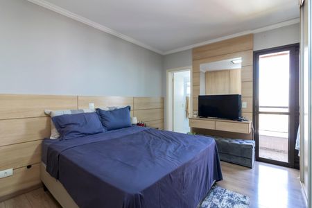 Apartamento à venda com 216m², 3 quartos e 4 vagasSuíte 1