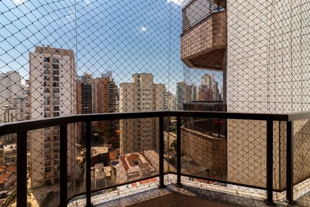 Apartamento à venda com 216m², 3 quartos e 4 vagasVaranda da Sala de Visitas