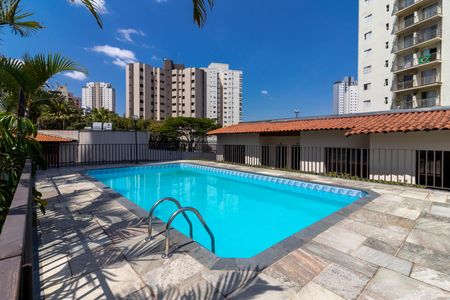 Apartamento à venda com 216m², 3 quartos e 4 vagasÁrea comum - Piscina