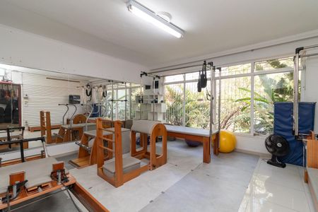 Sala de casa à venda com 4 quartos, 170m² em Vila Ré, São Paulo