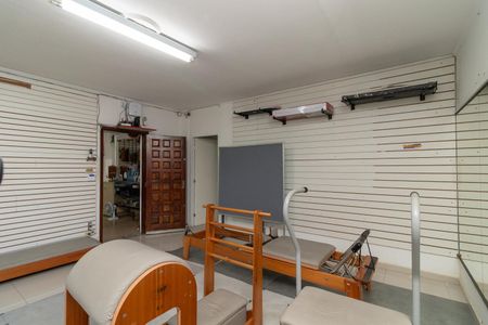 Sala de casa à venda com 4 quartos, 170m² em Vila Ré, São Paulo