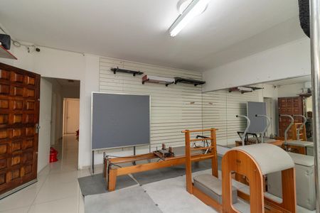 Sala de casa à venda com 4 quartos, 170m² em Vila Ré, São Paulo