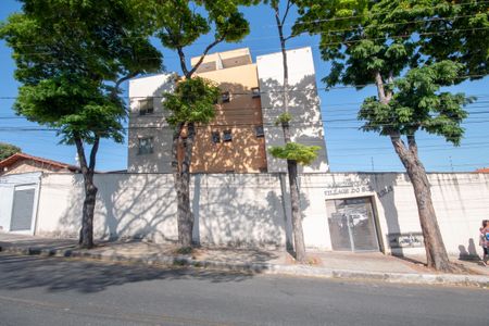 Apartamento à venda com 45m², 2 quartos e 1 vagaFachada