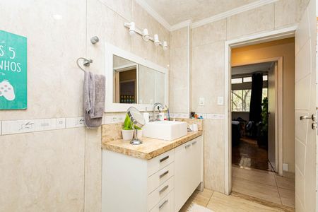 Apartamento à venda com 124m², 3 quartos e sem vaga Apartamento à venda com 124m², 3 quartos e sem vagaBanheiro Social