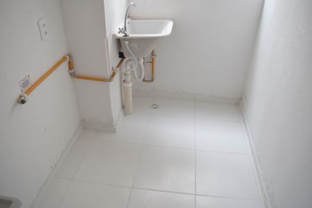 Apartamento para alugar com 42m², 2 quartos e sem vaga Apartamento para alugar com 42m², 2 quartos e sem vagaÁrea de Serviço