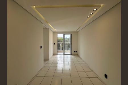 Apartamento para alugar com 60m², 2 quartos e 1 vagaSala