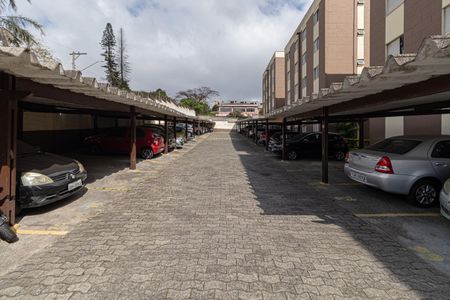 Apartamento à venda com 52m², 2 quartos e 1 vaga Apartamento à venda com 52m², 2 quartos e 1 vagaÁrea Comum - Garagem