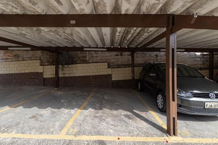 Apartamento à venda com 52m², 2 quartos e 1 vaga Apartamento à venda com 52m², 2 quartos e 1 vagaÁrea Comum - Garagem