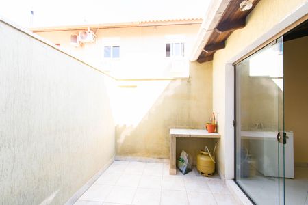 Casa de condomínio à venda com 100m², 3 quartos e 3 vagas Casa de condomínio à venda com 100m², 3 quartos e 3 vagasÁrea comum