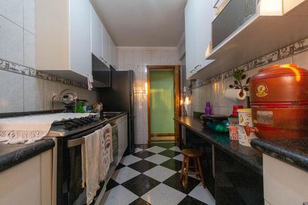 Apartamento à venda com 130m², 3 quartos e 2 vagas Apartamento à venda com 130m², 3 quartos e 2 vagasCozinha