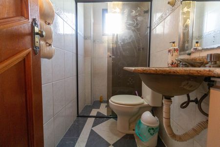 Apartamento à venda com 130m², 3 quartos e 2 vagas Apartamento à venda com 130m², 3 quartos e 2 vagasBanheiro da Suíte