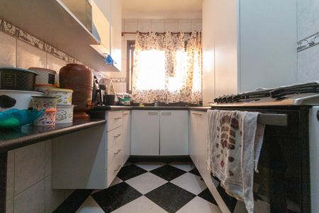 Apartamento à venda com 130m², 3 quartos e 2 vagas Apartamento à venda com 130m², 3 quartos e 2 vagasCozinha