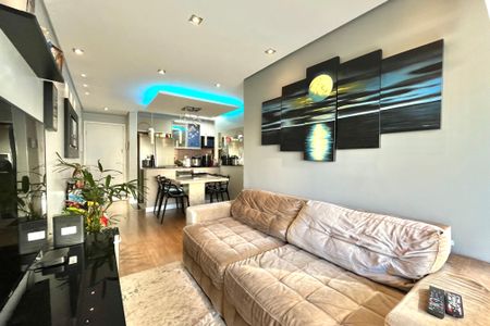 Apartamento à venda com 56m², 2 quartos e 1 vaga Apartamento à venda com 56m², 2 quartos e 1 vagaSala