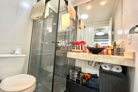 Apartamento à venda com 56m², 2 quartos e 1 vaga Apartamento à venda com 56m², 2 quartos e 1 vagaBanheiro da Suíte