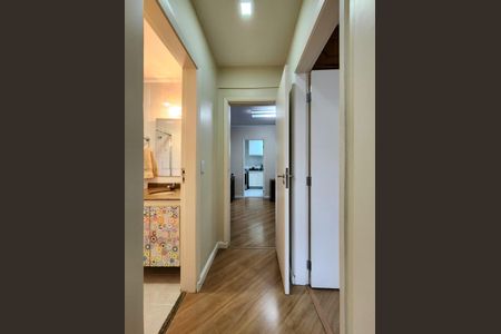Corredor de apartamento para alugar com 2 quartos, 62m² em Indianópolis, São Paulo