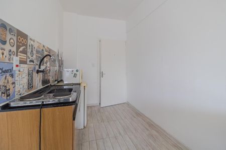 Studio de kitnet/studio para alugar com 1 quarto, 28m² em Azenha, Porto Alegre
