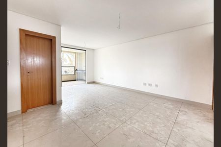 Apartamento à venda com 4 quartos, 130m² em Castelo, Belo Horizonte
