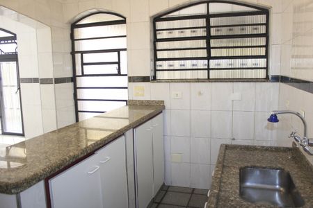 Casa à venda com 400m², 4 quartos e 5 vagasCozinha