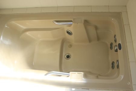 Casa à venda com 400m², 4 quartos e 5 vagasBanheiro da Suíte